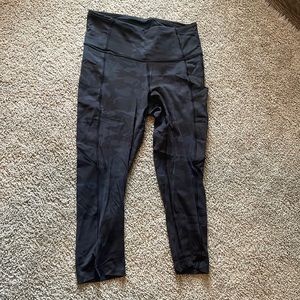 Lululemon 3/4 leggings!
